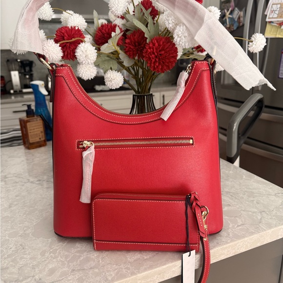 Dooney & Bourke Saffiano Hobo Shoulder Bag in red with matching wallet - Picture 2 of 11